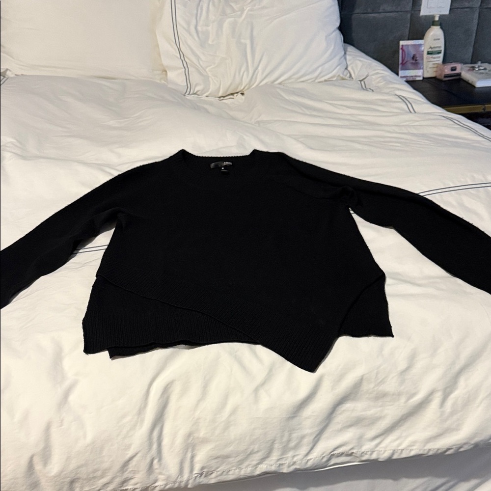 Chic Black Asymmetrical Women's Sweater